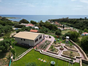 Vayianna's garden house